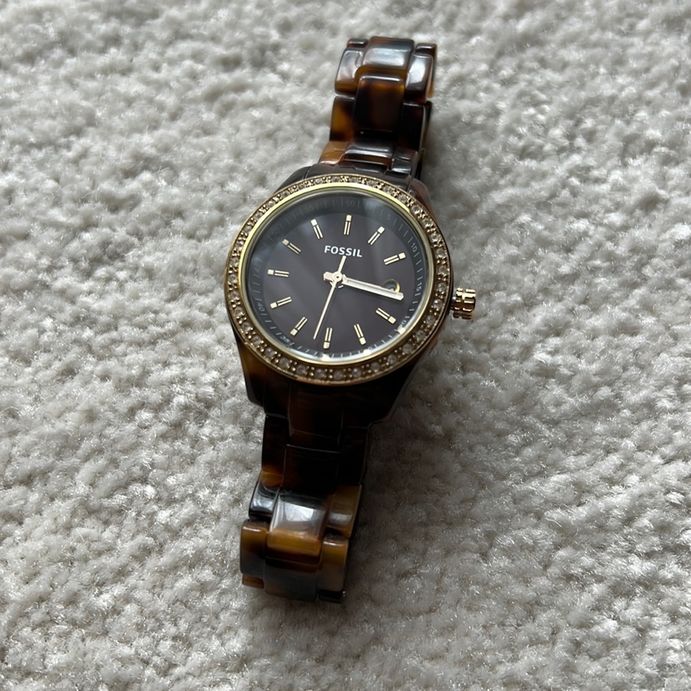 Fossil tortoise watch with gold dial and rhinestones